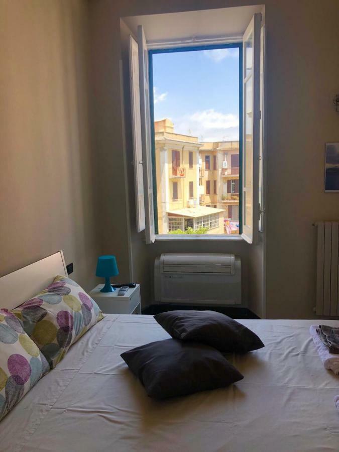 Le suites MaOr Gaète Extérieur photo